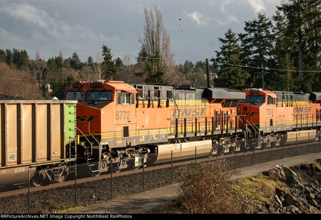 BNSF 6772